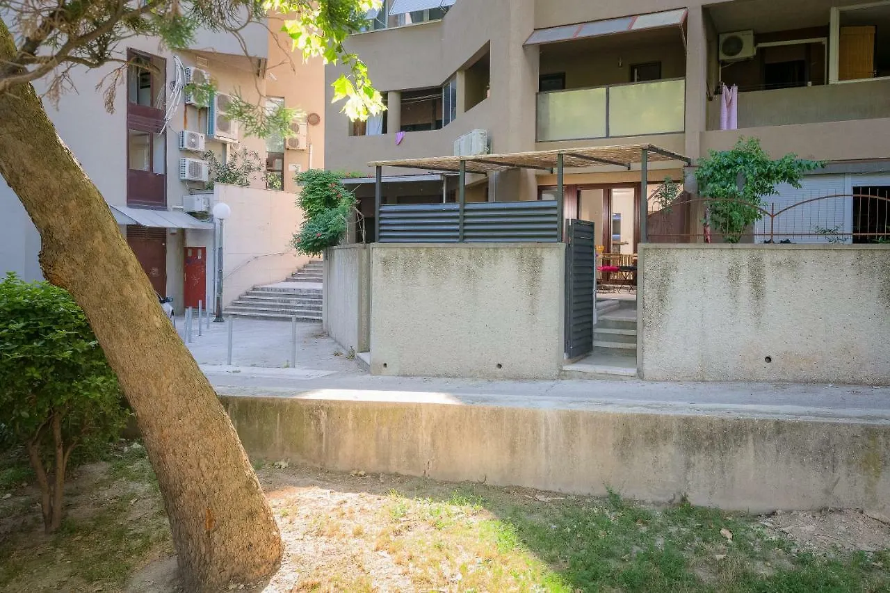 Apartments And Rooms Daisy Split